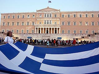 Ver v&iacute;deo  'Grecia asegura que solo tiene dinero hasta octubre y Bruselas sale en defensa del Gobierno heleno'