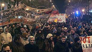 Ver v&iacute;deo  'Grecia se paraliza por una huelga general de 48 horas contra los recortes'