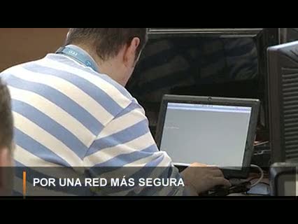 Ver v&iacute;deo  'El grupo de Delitos Telem&aacute;ticos, desde dentro'