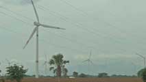 Ir al Video&nbsp;El grupo mexicano Bimbo ha inaugurado la planta e&oacute;lica m&aacute;s grande del mundo