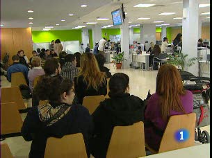 Ver v&iacute;deo  'Los grupos parlamentarios presentan casi trescientas enmiendas a la reforma laboral'