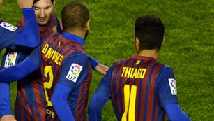 Ver v&iacute;deo  'Guardiola critica el baile de Thiago y Alves'