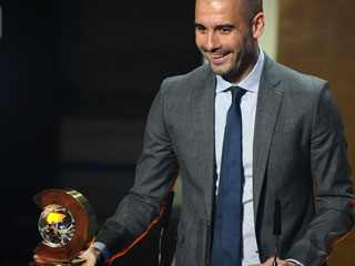 Ver v&iacute;deo  'Guardiola, mejor entrenador del mundo 2011'