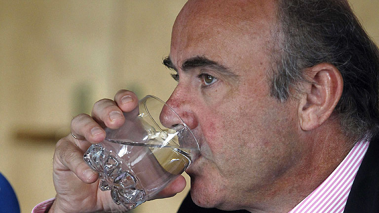  De Guindos: "La intervenci&oacute;n del BCE debe ser contundente"