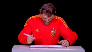 Ver v&iacute;deo  'Los gui&ntilde;oles reinciden y los deportistas espa&ntilde;oles se indignan'