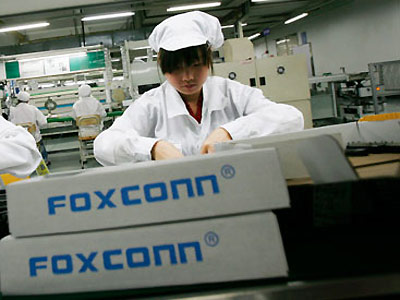 'Hackean' un servidor de Foxconn y publican datos de acceso de Apple y Microsoft