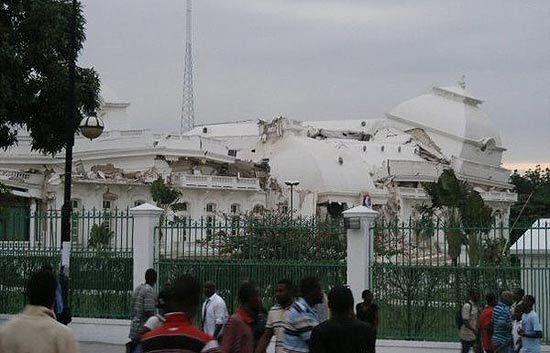 Hait&iacute;, sacudida por un devastador terremoto  