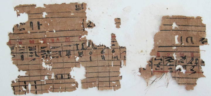 HALLAN EN EGIPTO PUERTO HIST&Oacute;RICO CON LOS PAPIROS M&Aacute;S ANTIGUOS DESCUBIERTOS