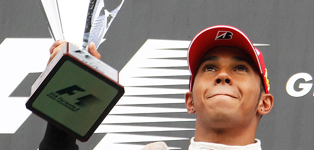 Hamilton celebra el triunfo en el GP de B&eacute;lgica.