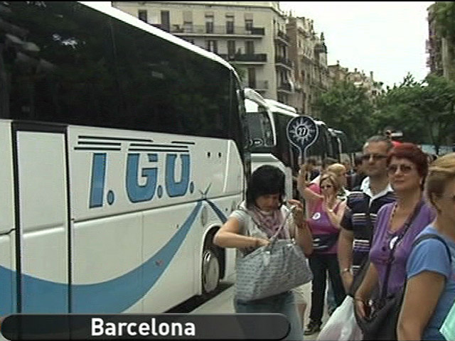 Espa&ntilde;a Directo - Hartos de los autobuses tur&iacute;sticos