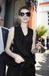 Anne Hathaway con sus gafas de sol