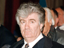 Ir al Video&nbsp;En La Haya, Radovan Karadzic ha vuelto a dar plant&oacute;n al tribunal penal internacional