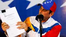 Ir al Video&nbsp;Henrique Capriles anuncia una gira para denunciar las irregularidades en las elecciones presidenciales de Venezuela