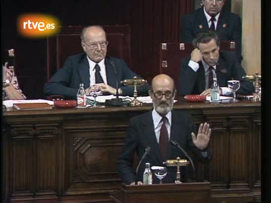 En mem&ograve;ria d'Heribert Barrera: una sessio del Parlament el 1980
