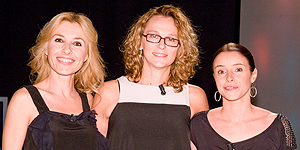 'Hermanas' 'Hermanas'