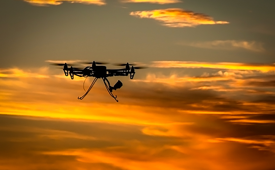 Hexacópteros al amanecer Hexacópteros al amanecer