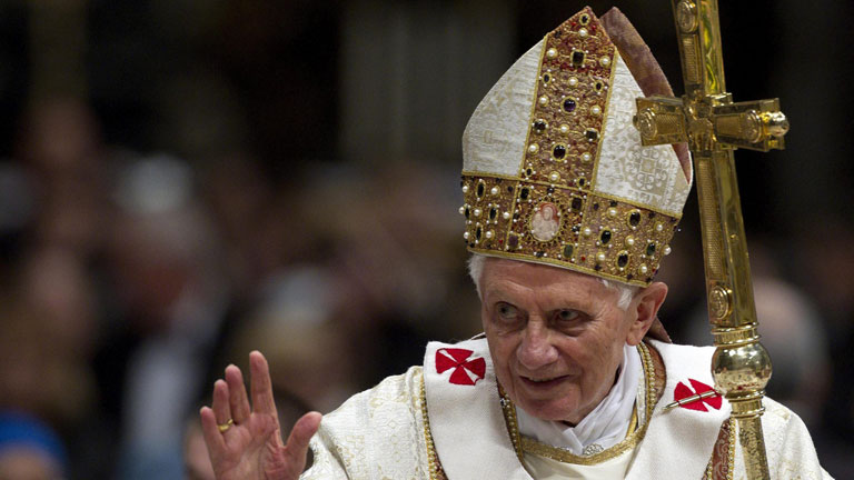 Benedicto XVI se confirma tras algo m&aacute;s de siete a&ntilde;os como un Papa de transici&oacute;n 