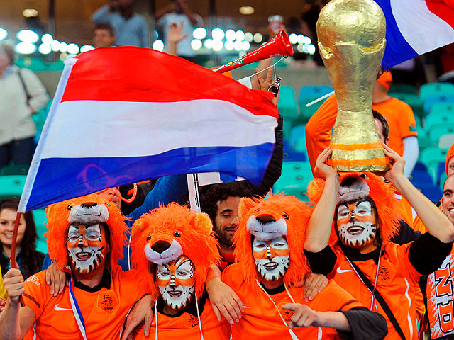 Holanda celebra su pase a cuartos