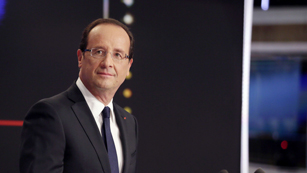 Ver v&iacute;deo  'Hollande anuncia un ajuste de 30.000 millones de euros para conseguir la recuperaci&oacute;n de la econom&iacute;a francesa en dos a&ntilde;os'