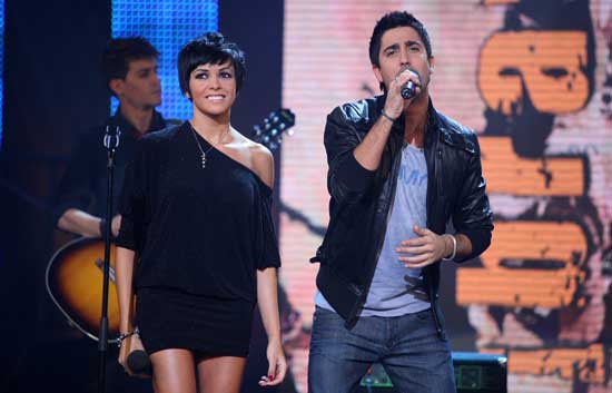 Raquel del Rosario y &Aacute;lex Ubago rinden tributo a Nino Bravo