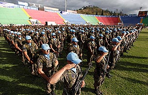 Ver v&iacute;deo  'Honduras prepara el exilio de Zelaya'