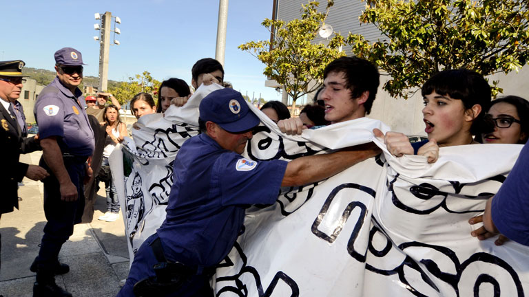 Los estudiantes har&aacute;n huelga general como protesta a los recortes educativos