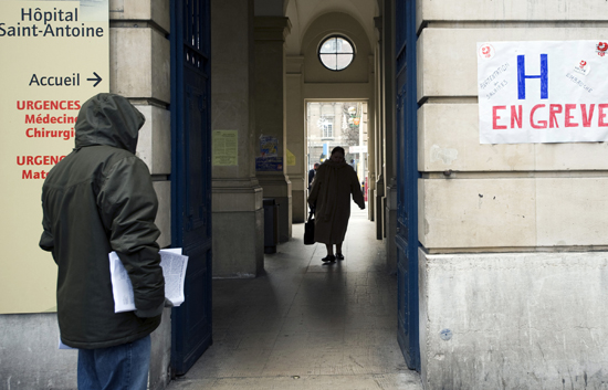 Hoy en Francia primera huelga general contra Nicol&aacute;s Sarkozy