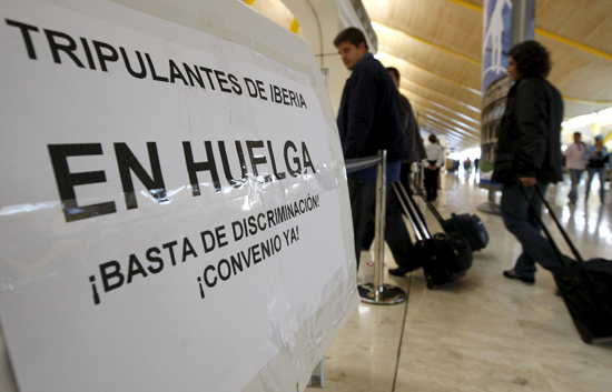 Los tripulantes de cabina de Iberia est&aacute;n en huelga lunes y martes