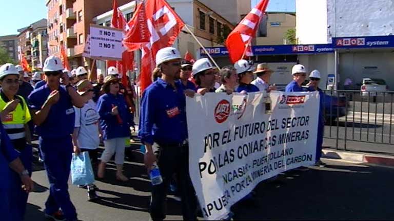 Los mineros van a más en sus 18 jornadas de huelga indefinida