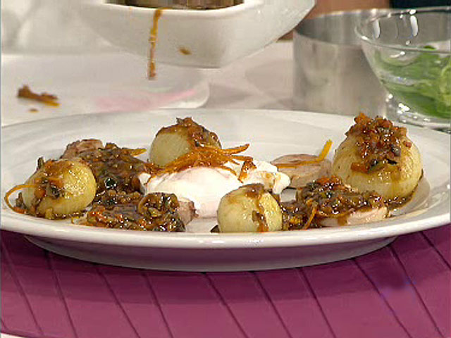 Saber cocinar - Huevos escalfados con solomillo en salsa de champi&ntilde;ones 