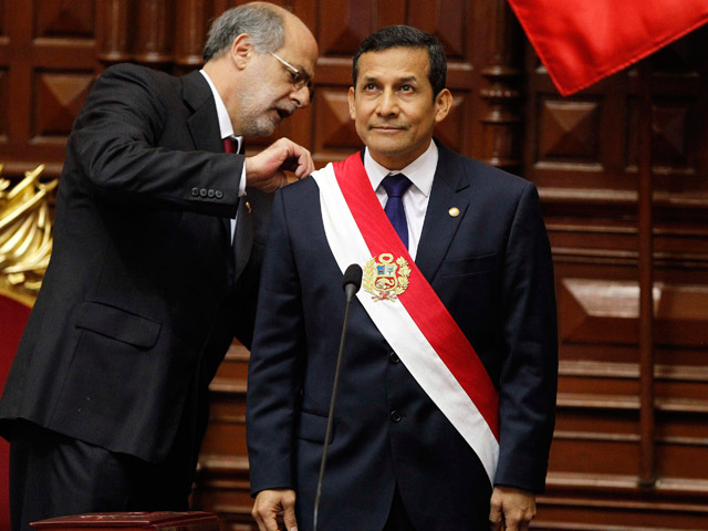 Humala jura su cargo como presidente de Per&uacute; y afirma que luchar&aacute; contra la exclusi&oacute;n social