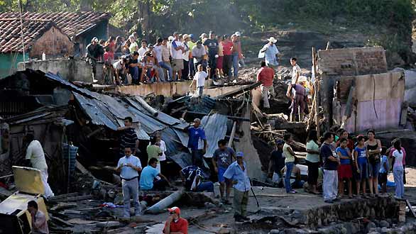 El huracán Ida causa grandes destrozos en El Salvador El huracán Ida causa grandes destrozos en El Salvador