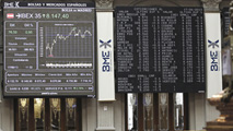 Ir al Video&nbsp;El Ibex-35 sube un 0,81% y recupera el nivel de los 8.100 puntos