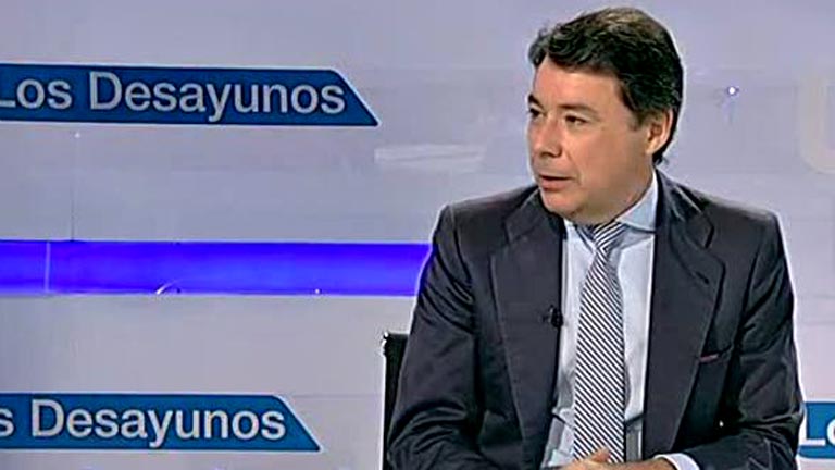 Gonz&aacute;lez: "Quien tiene responsabilidad de Gobierno es Rajoy y a &eacute;l le corresponde tomar las decisiones"   