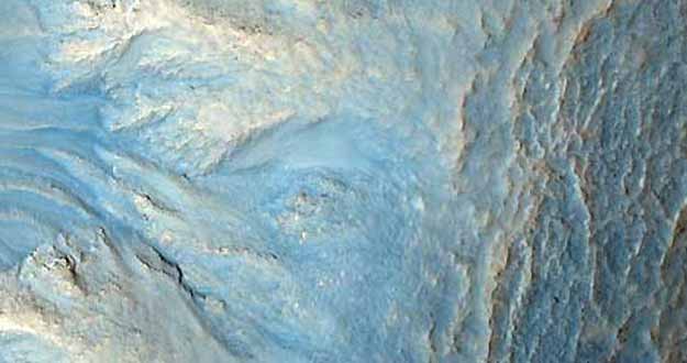 Imagen a&eacute;rea de un crater en Marte