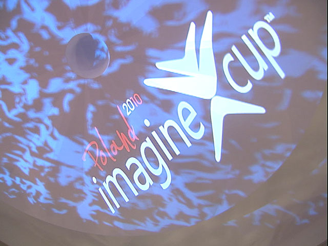 M&aacute;s de 400 estudiantes del mundo luchan por ser Bill Gates en la Imagine Cup