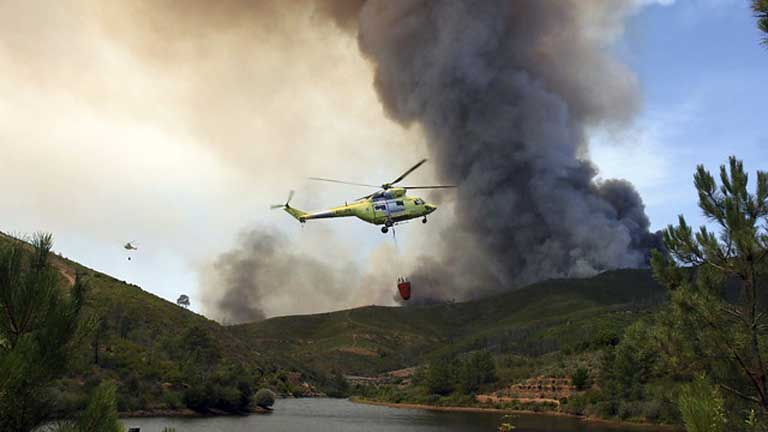 La progresi&oacute;n del fuego de Las Hurdes es "pr&aacute;cticamente nula"