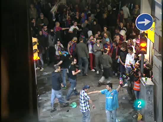 La cara negra de la fiesta de Canaletas