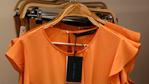 Ir al Video&nbsp;Inditex aumenta sus beneficios un 22% en 2012