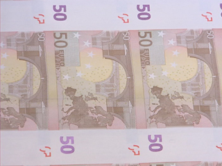 Ver v&iacute;deo  'La inestabilidad de los mercados provoca la ca&iacute;da del euro frente al d&oacute;lar'