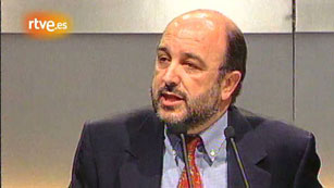 Ver v&iacute;deo  'Informe Semanal (1997): 34 Congreso PSOE, Almunia secretario general'