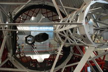 Detalle del espejo primario del Gran telescopio de Canarias, el m&aacute;s grande del mundo. Mide 10,4 metros de diametro y esta compuesto por 36 piezas hexagonales