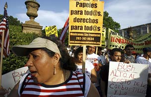 Ver v&iacute;deo  'Informe semanal - Inmigrantes USA: al margen de la ley'