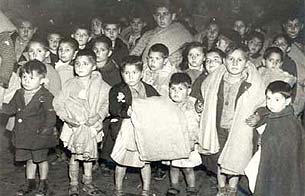 Ver v&iacute;deo  'Informe semanal - Los ni&ntilde;os robados del franquismo reclaman su memoria'