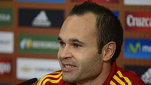 Ver v&iacute;deo  'Iniesta: "Le dir&iacute;a a la gente que est&eacute; tranquila"'