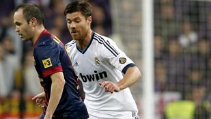 Ver v&iacute;deo  'Iniesta pide menos tensi&oacute;n en los 'cl&aacute;sicos''