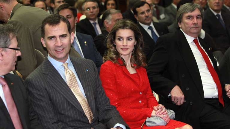 Los Pr&iacute;ncipes acaban hoy su visita oficial de tres d&iacute;as a Portugal