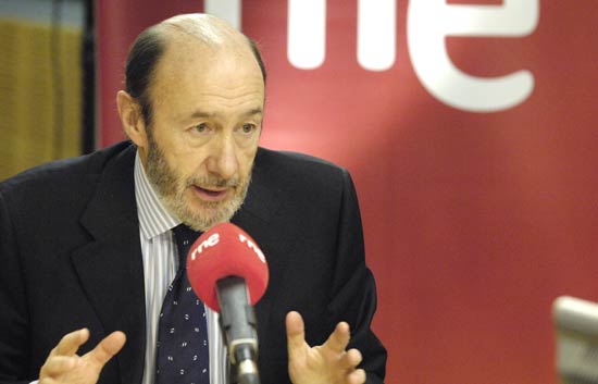 Rubalcaba anuncia querellas contra quienes acusen de torturas policiales a Anza
