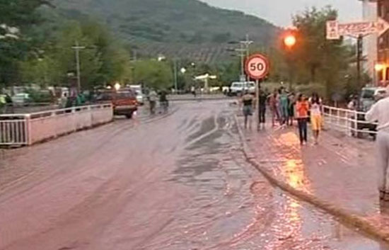 Fuertes inundaciones en la provincia de Ja&eacute;n 