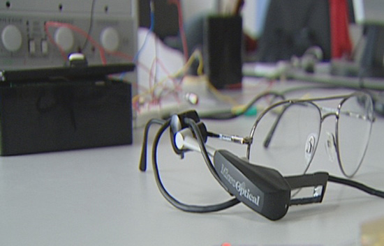 F&aacute;brica de ideas - Inventa: Gafas con subt&iacute;tulos